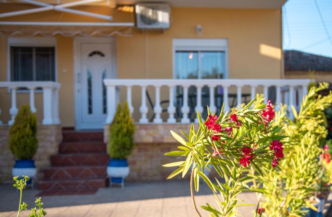 Ferienwohnung Family House Nikos Sykia Exterior foto